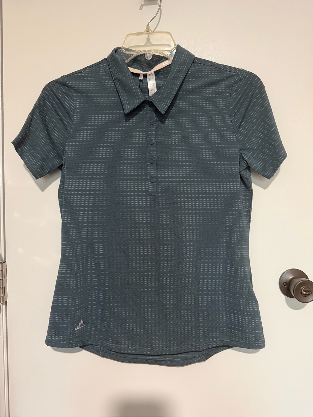 Adidas Golf Polo Shirt – Women’s Medium – NWT